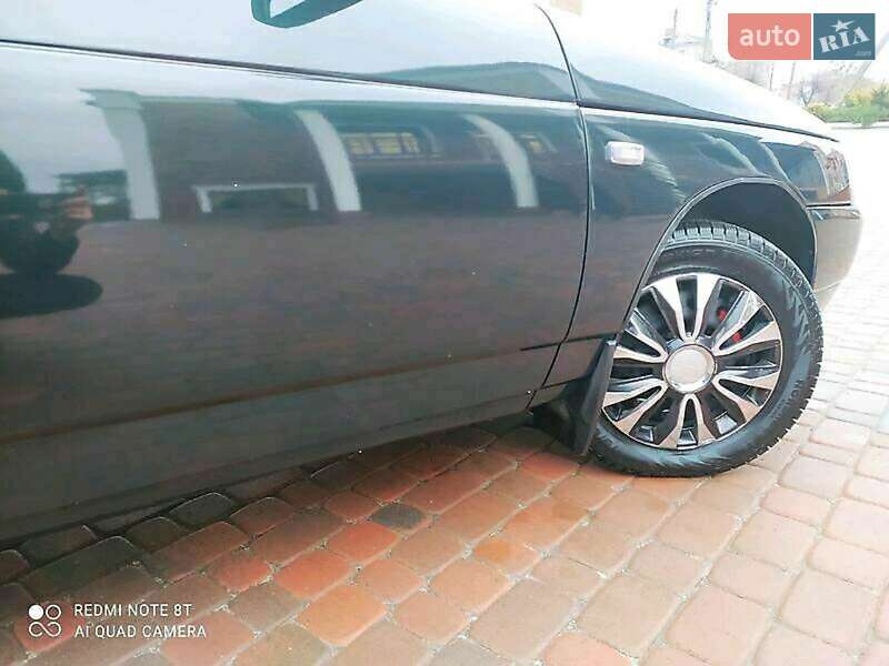 Седан ВАЗ / Lada 2110 2003 в Шепетовке