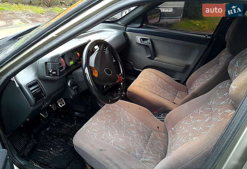 Седан ВАЗ / Lada 2110 2002 в Харкові