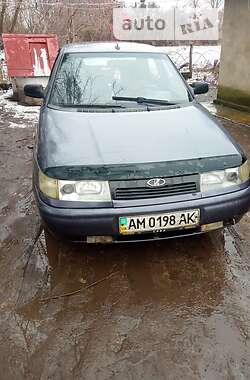 Седан ВАЗ / Lada 2110 2001 в Гоще