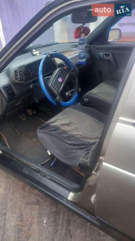 Седан ВАЗ / Lada 2110 2001 в Зенькове фото 5 Седан ВАЗ / Lada 2110 2001 в Зенькове