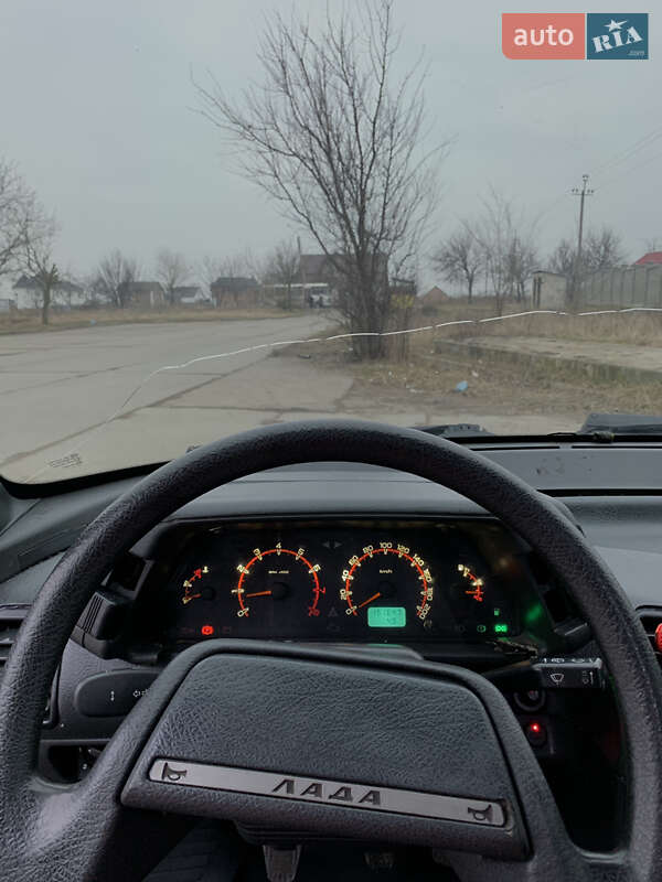 Седан ВАЗ / Lada 2110 2005 в Первомайске