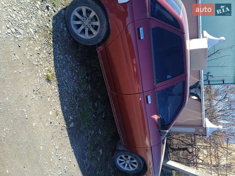 Седан ВАЗ / Lada 2110 2004 в Ужгороде