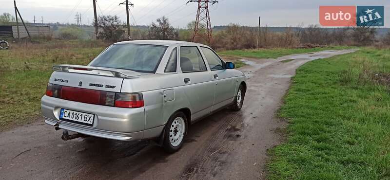 Седан ВАЗ / Lada 2110 2004 в Корсуне-Шевченковском