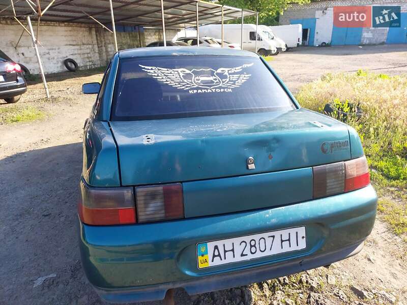 Седан ВАЗ / Lada 2110 2002 в Краматорске