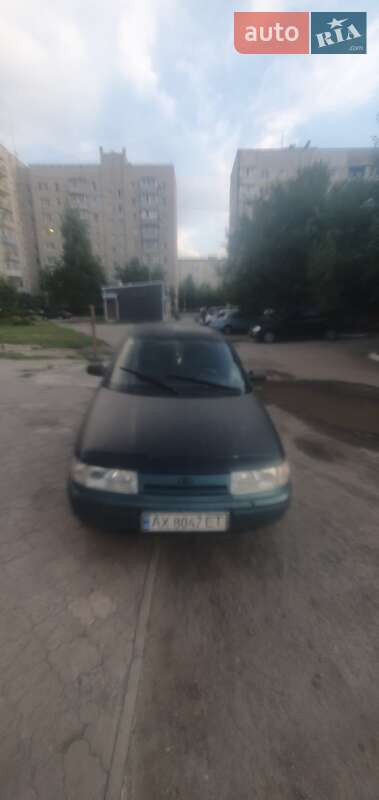 Седан ВАЗ / Lada 2110 2001 в Первомайске