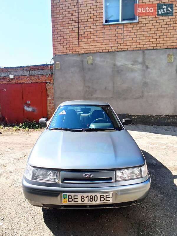 Седан ВАЗ / Lada 2110 2006 в Николаеве
