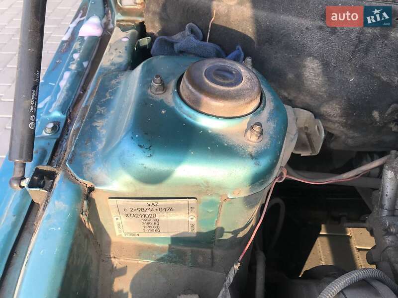 Седан ВАЗ / Lada 2110 2000 в Рогатине