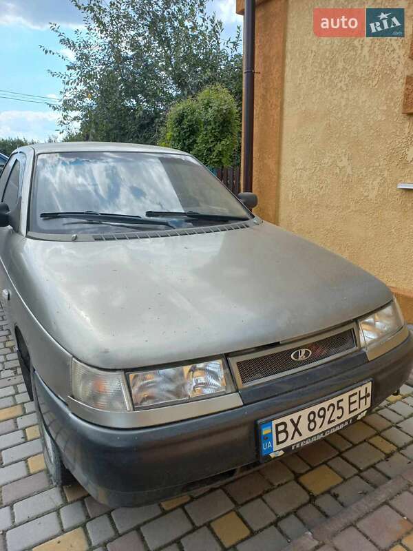 Седан ВАЗ / Lada 2110 2000 в Хмельницком