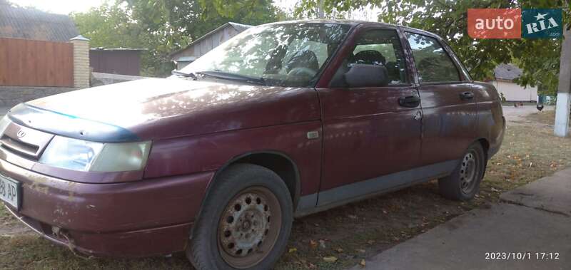 Седан ВАЗ / Lada 2110 2004 в Гайвороне