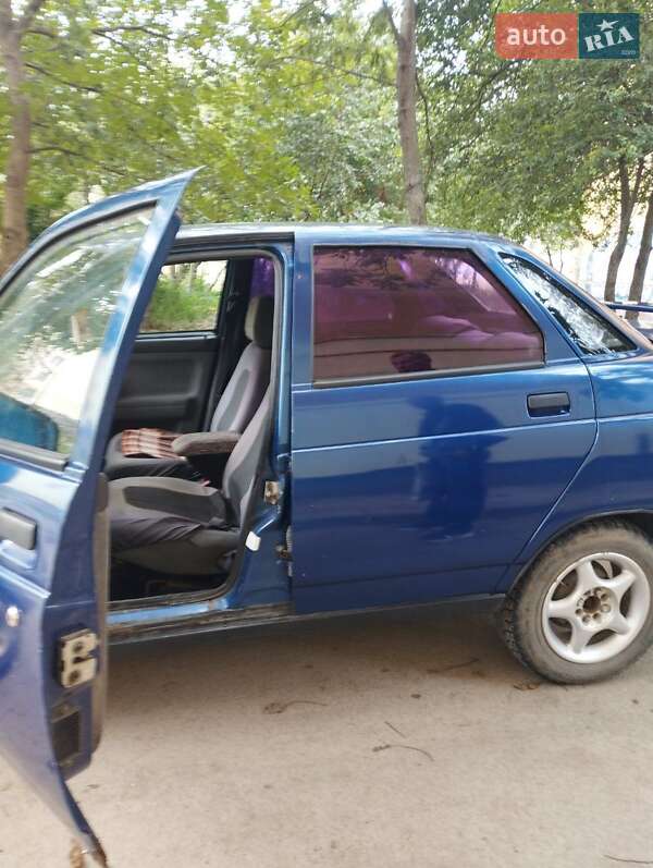 Седан ВАЗ / Lada 2110 2003 в Ужгороде фото 5 Седан ВАЗ / Lada 2110 2003 в Ужгороде