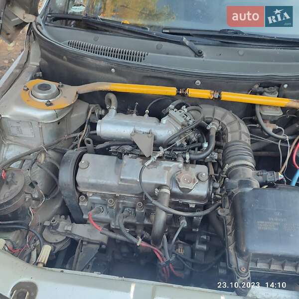 Седан ВАЗ / Lada 2110 2003 в Харькове