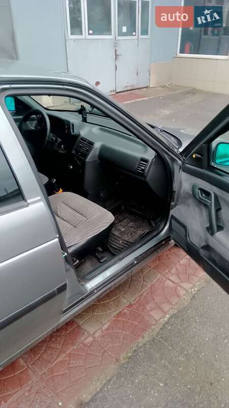 Седан ВАЗ / Lada 2110 2006 в Херсоне фото 3 Седан ВАЗ / Lada 2110 2006 в Херсоне