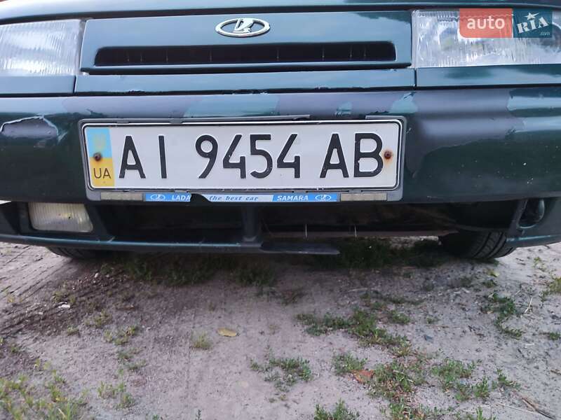 Седан ВАЗ / Lada 2110 2004 в Киеве