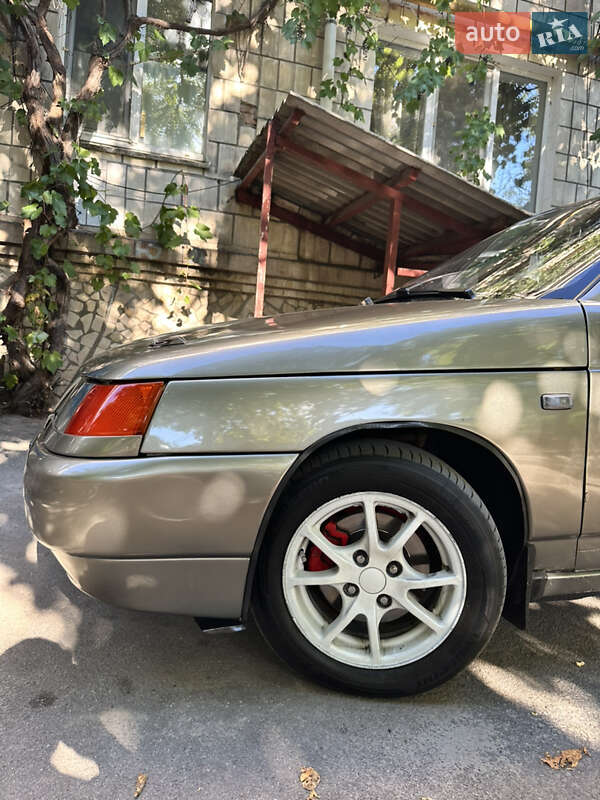 Седан ВАЗ / Lada 2110 2001 в Кропивницком
