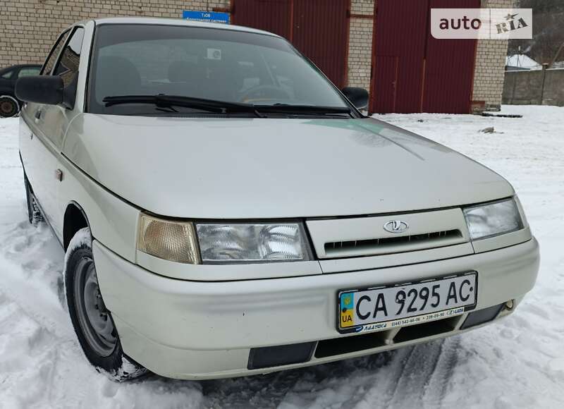 Седан ВАЗ / Lada 2110 2005 в Каневе