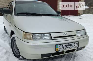 Седан ВАЗ / Lada 2110 2005 в Каневе