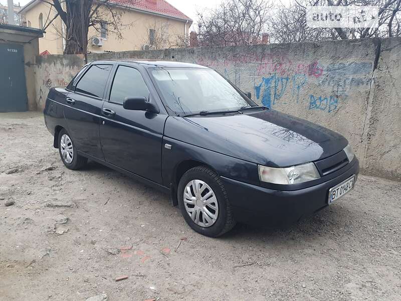 Седан ВАЗ / Lada 2110 2004 в Одесі