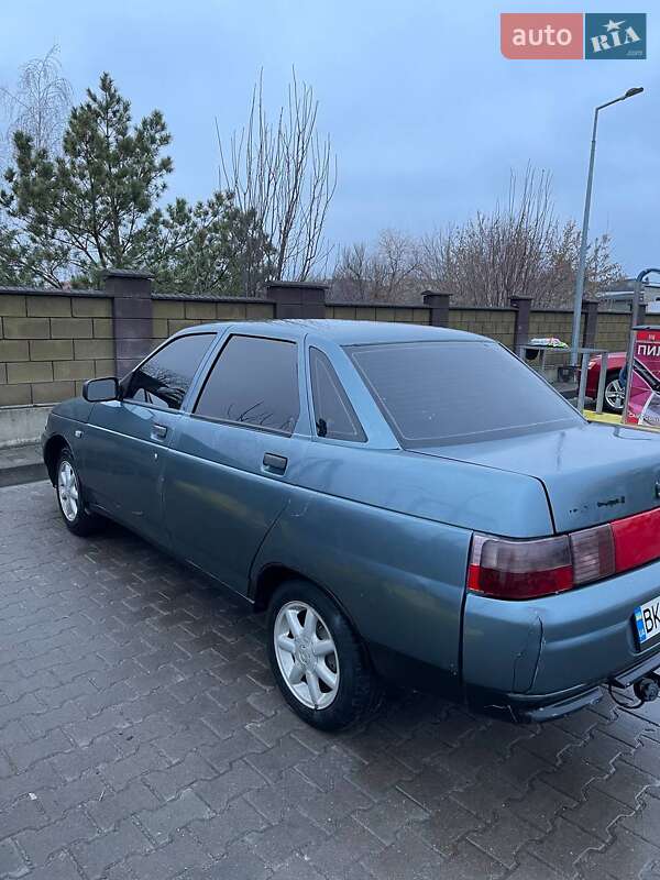 Седан ВАЗ / Lada 2110 2001 в Дубно