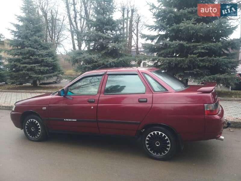 Седан ВАЗ / Lada 2110 2004 в Волочиську