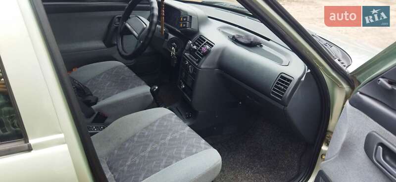 Седан ВАЗ / Lada 2110 2005 в Сумах