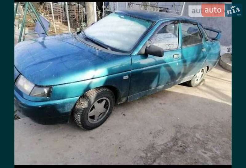 Седан ВАЗ / Lada 2110 2000 в Одессе
