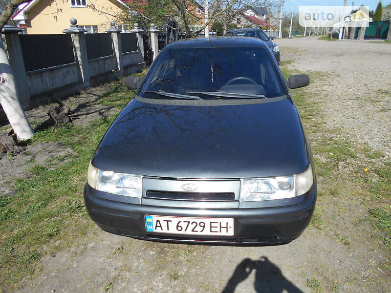 Седан ВАЗ / Lada 2110 2002 в Коломые