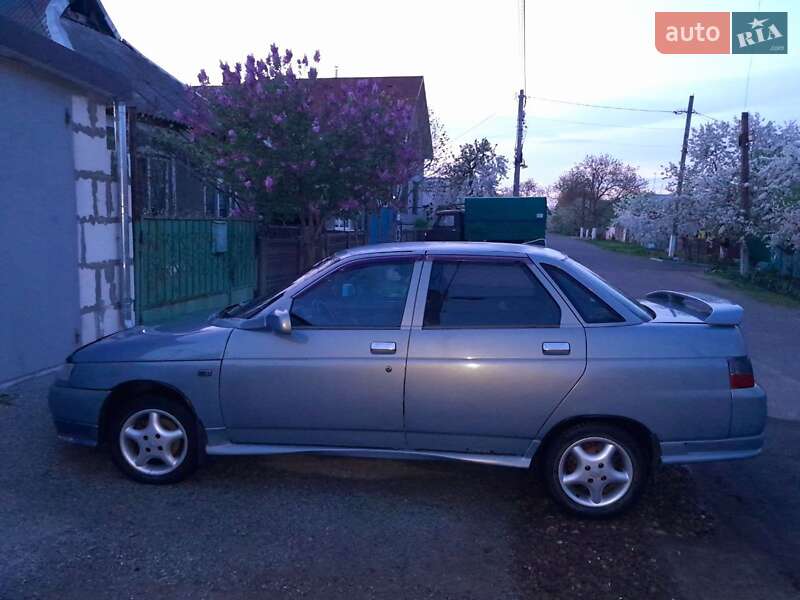 Седан ВАЗ / Lada 2110 2003 в Раздельной фото 10 Седан ВАЗ / Lada 2110 2003 в Раздельной