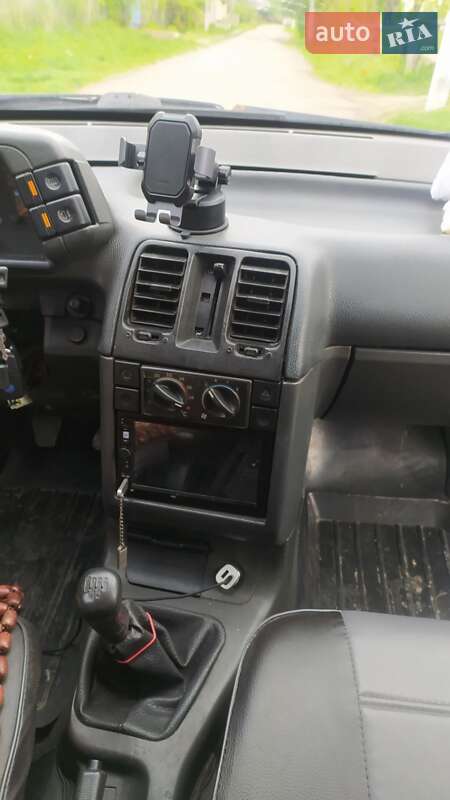 Седан ВАЗ / Lada 2110 1999 в Дунаевцах