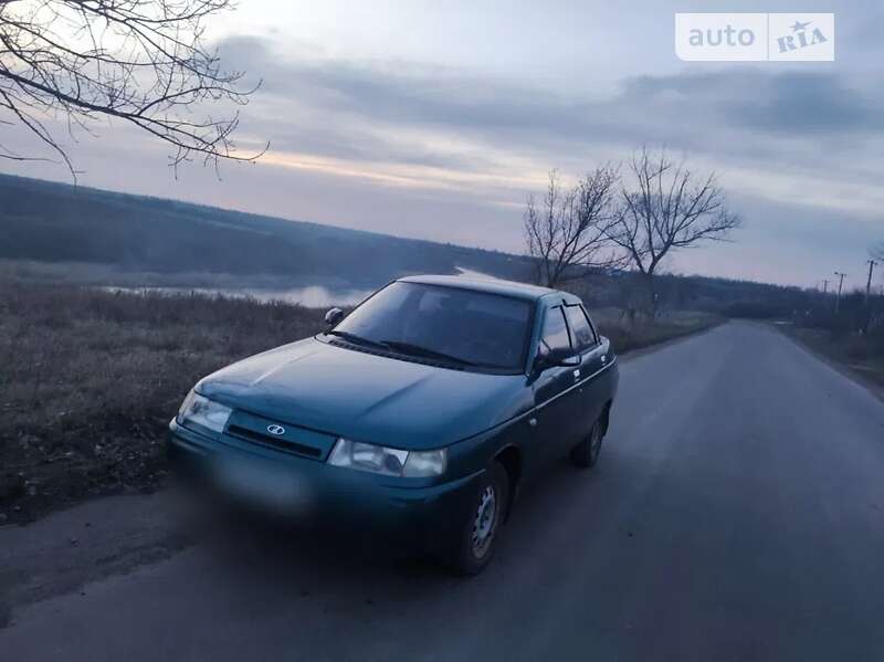 Седан ВАЗ / Lada 2110 2000 в Кропивницком