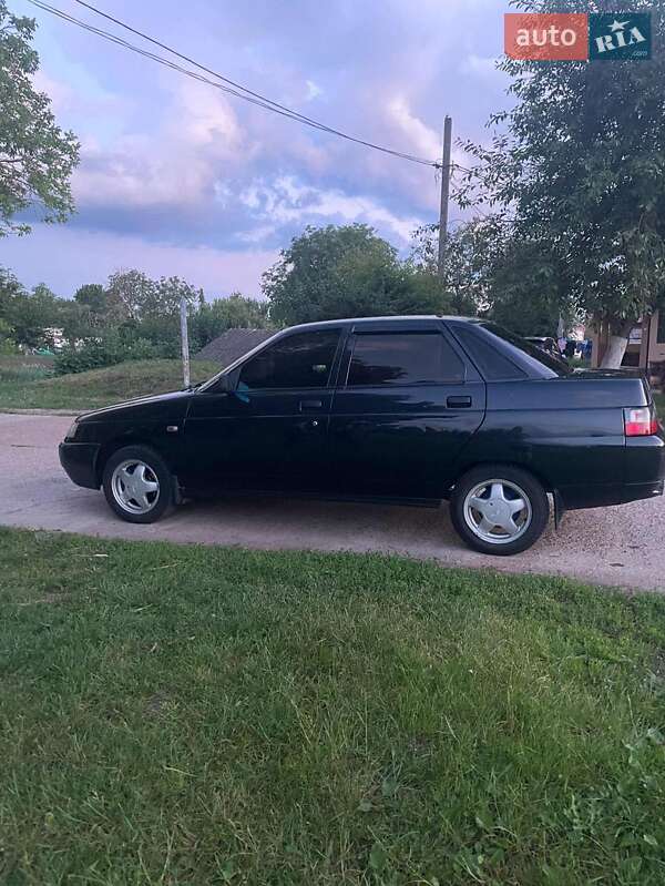 Седан ВАЗ / Lada 2110 2006 в Згуровке