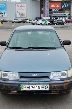 Седан ВАЗ 2110 2001 в 