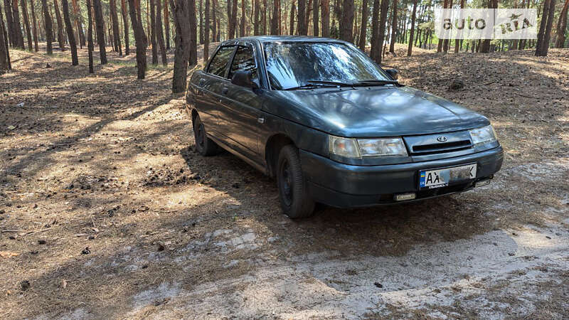 Седан ВАЗ / Lada 2110 2007 в Змиеве