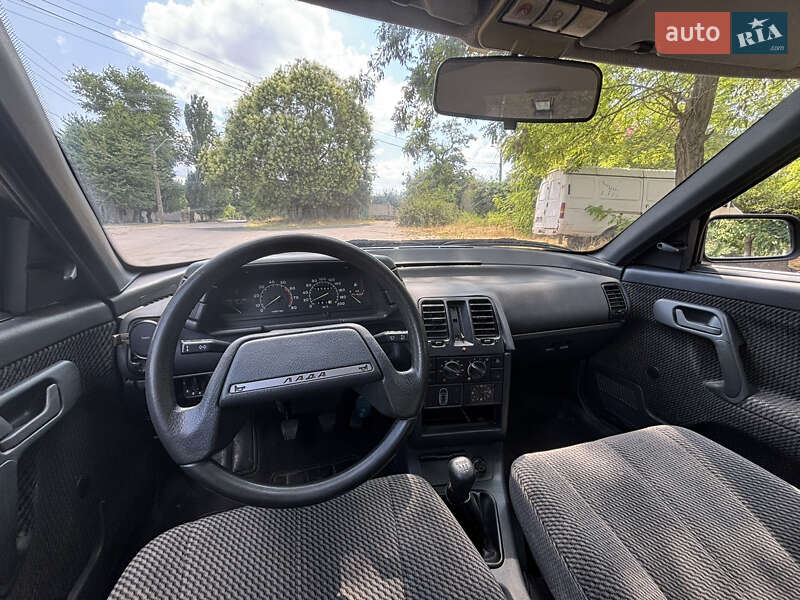 Седан ВАЗ / Lada 2110 2000 в Одессе