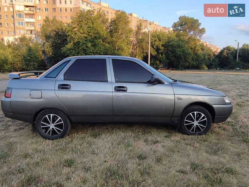Седан ВАЗ / Lada 2110 2002 в Харькове