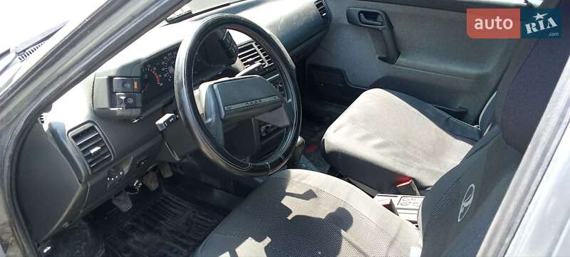 Седан ВАЗ / Lada 2110 2006 в Харькове фото 4 Седан ВАЗ / Lada 2110 2006 в Харькове