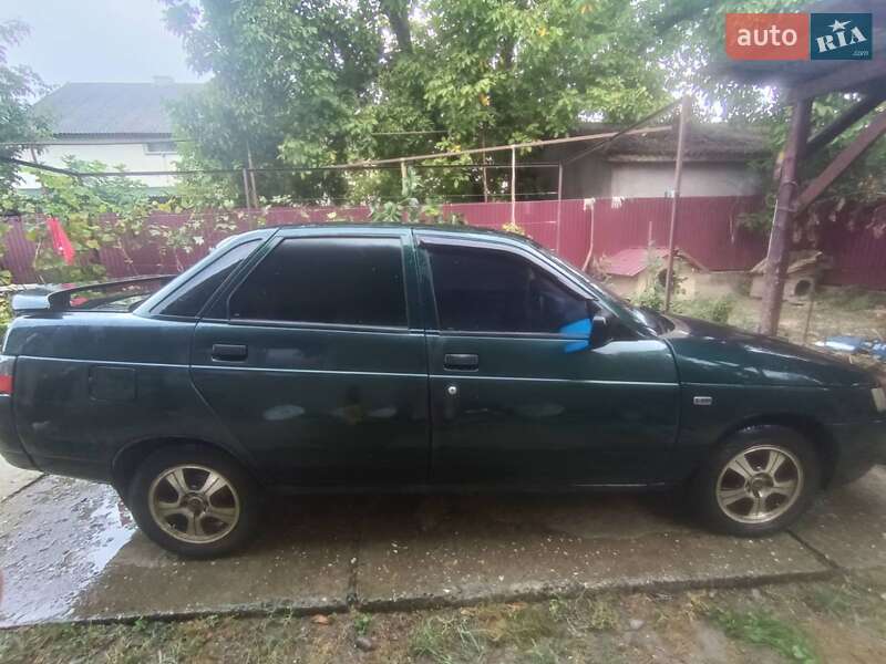 Седан ВАЗ / Lada 2110 2002 в Виноградові