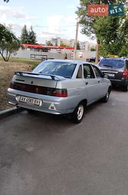 Седан ВАЗ 2110 2002 в 