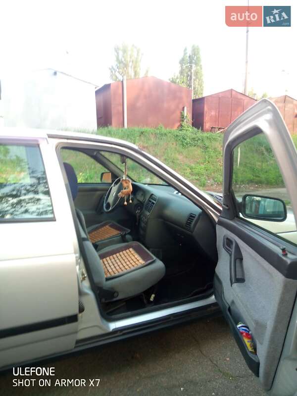 Седан ВАЗ / Lada 2110 2008 в Киеве фото 8 Седан ВАЗ / Lada 2110 2008 в Киеве