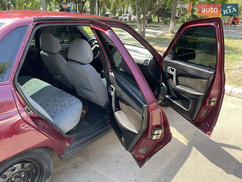 Седан ВАЗ / Lada 2110 2005 в Измаиле фото 11 Седан ВАЗ / Lada 2110 2005 в Измаиле