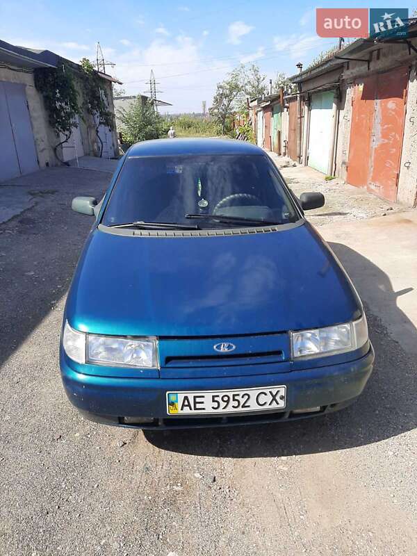 Седан ВАЗ / Lada 2110 2000 в Кривом Роге