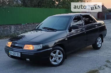 Седан ВАЗ / Lada 2110 2004 в Полонному