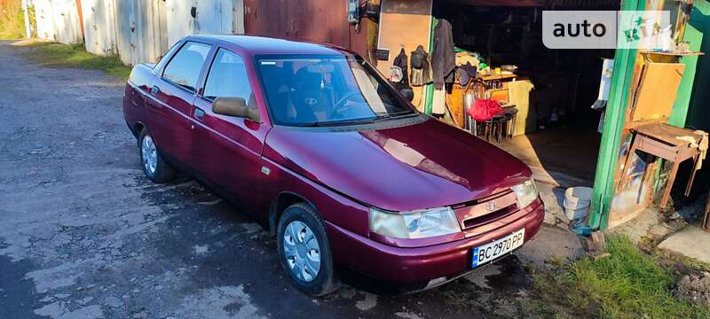 Седан ВАЗ / Lada 2110 2000 в Львове