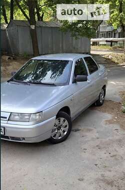 Седан ВАЗ / Lada 2110 2005 в Дніпрі