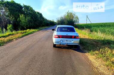 Седан ВАЗ / Lada 2110 2001 в Зміїві