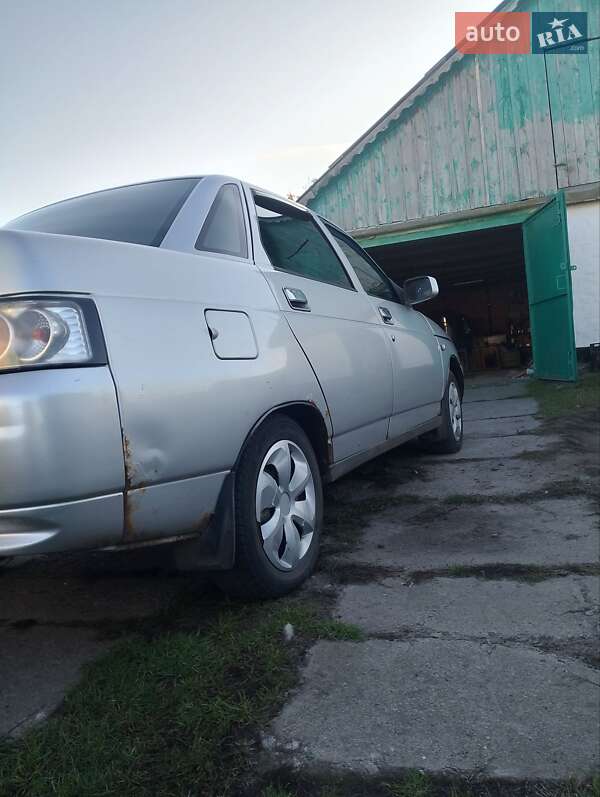 Седан ВАЗ / Lada 2110 2006 в Тараще
