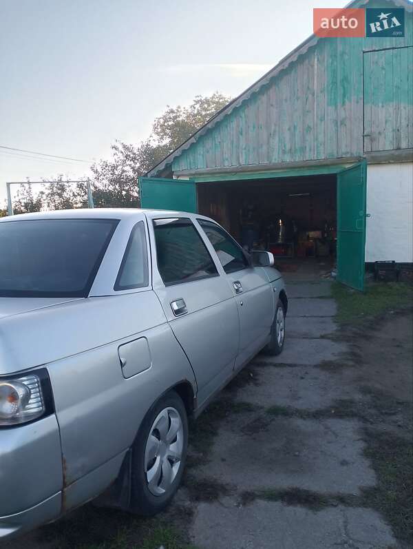 Седан ВАЗ / Lada 2110 2006 в Тараще