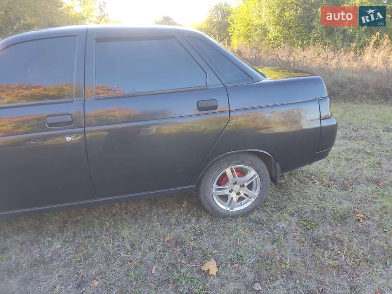 Седан ВАЗ / Lada 2110 2010 в Гадяче