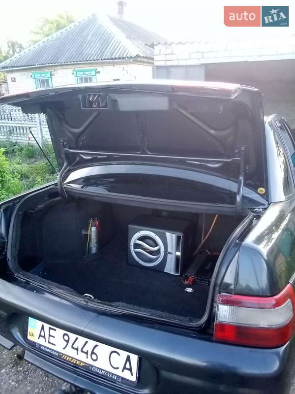 Седан ВАЗ / Lada 2110 2006 в Днепре