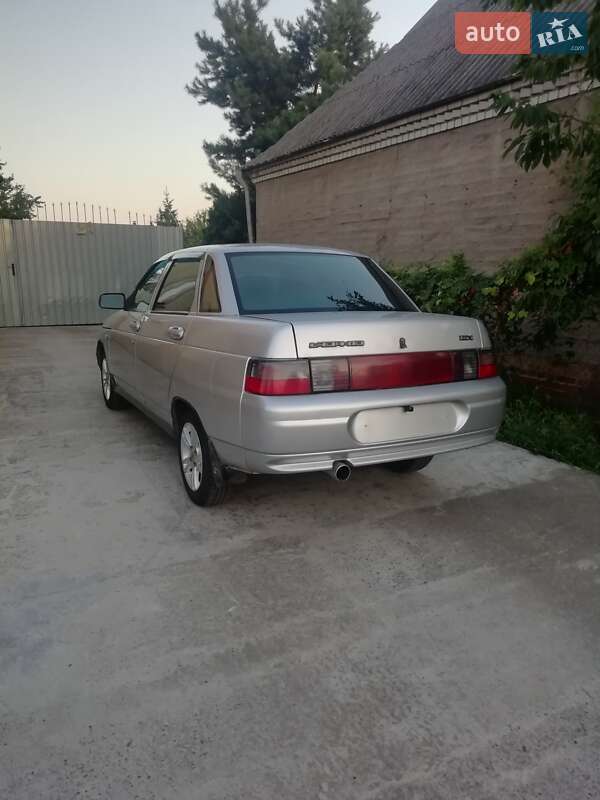Седан ВАЗ / Lada 2110 2004 в Днепре