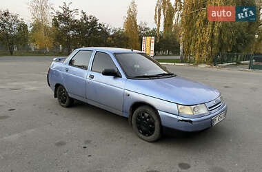 Седан ВАЗ 2110 2001 в 